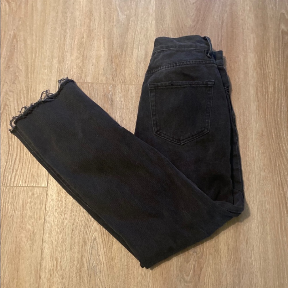 pac sun , 24’, black